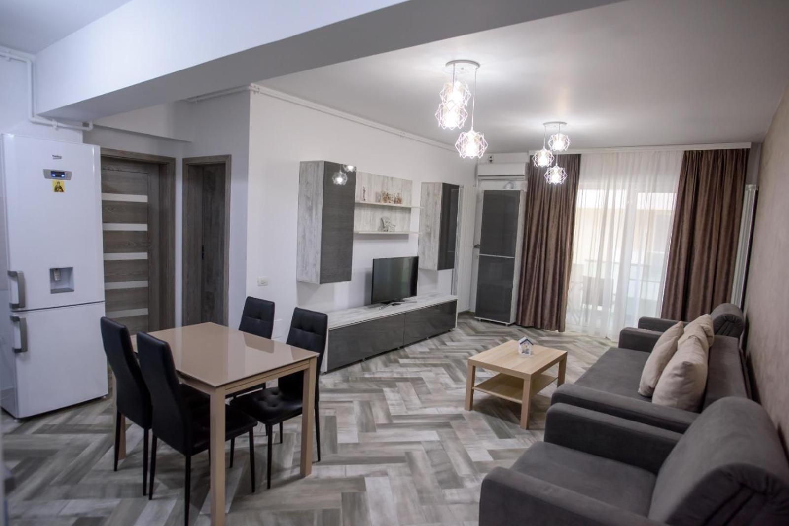 Sophia 2 & Moonlight Apartaments Mamaia Eksteriør billede