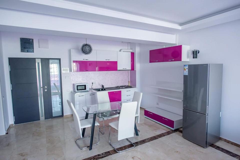 Sophia 2 & Moonlight Apartaments Mamaia Eksteriør billede