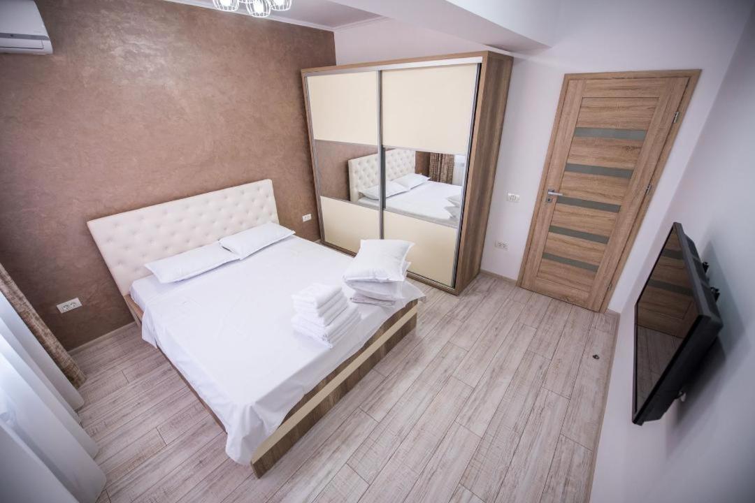Sophia 2 & Moonlight Apartaments Mamaia Eksteriør billede