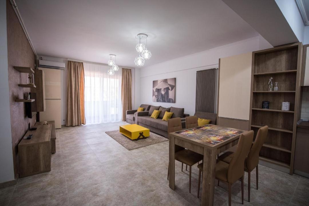 Sophia 2 & Moonlight Apartaments Mamaia Eksteriør billede